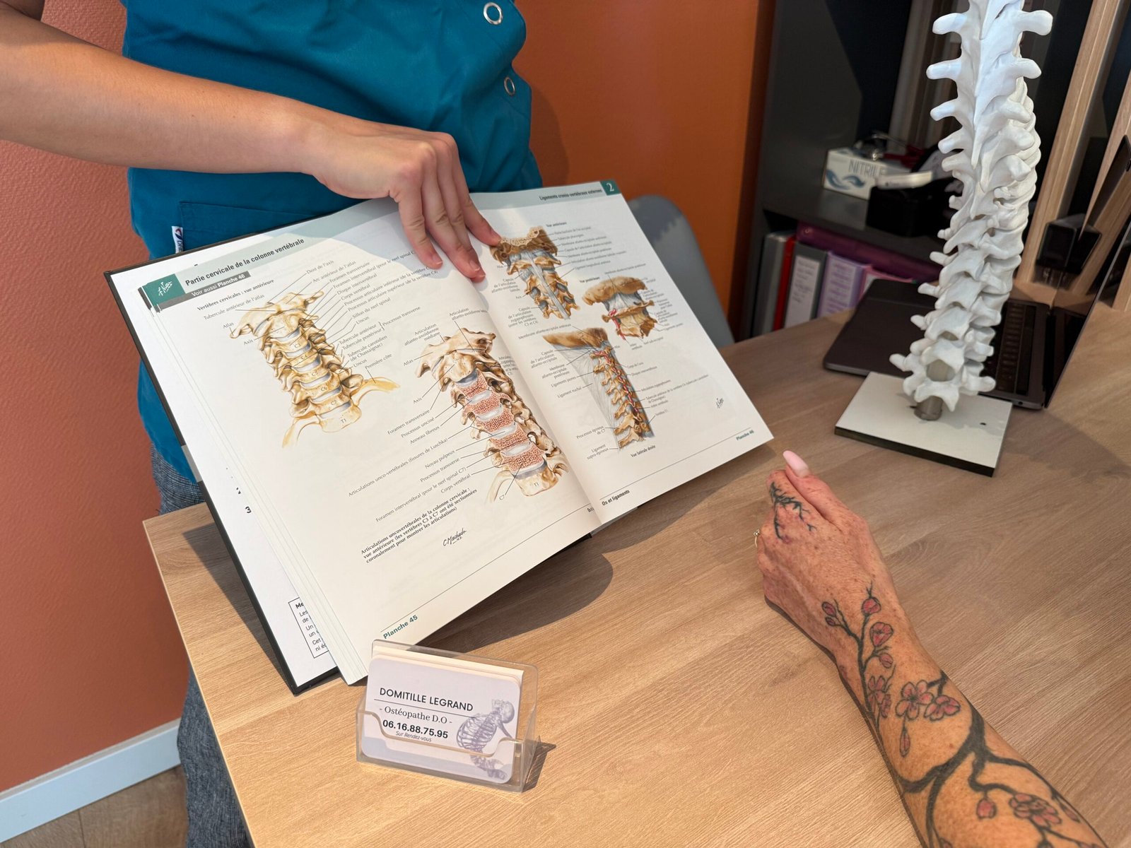 Domitille Ostéopathe Annecy Spécialisée Sport et Pédiatrie